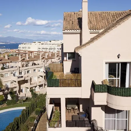 Luxurious 3 Bedroom Penthouse - Duquesa Fairways * Манилва